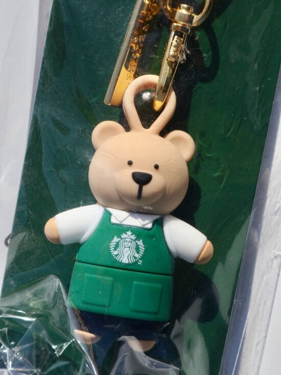 Starbucks Other - NWT Starbucks Bearista Reusable Hot Cup Lid Stopper Keychain 2025